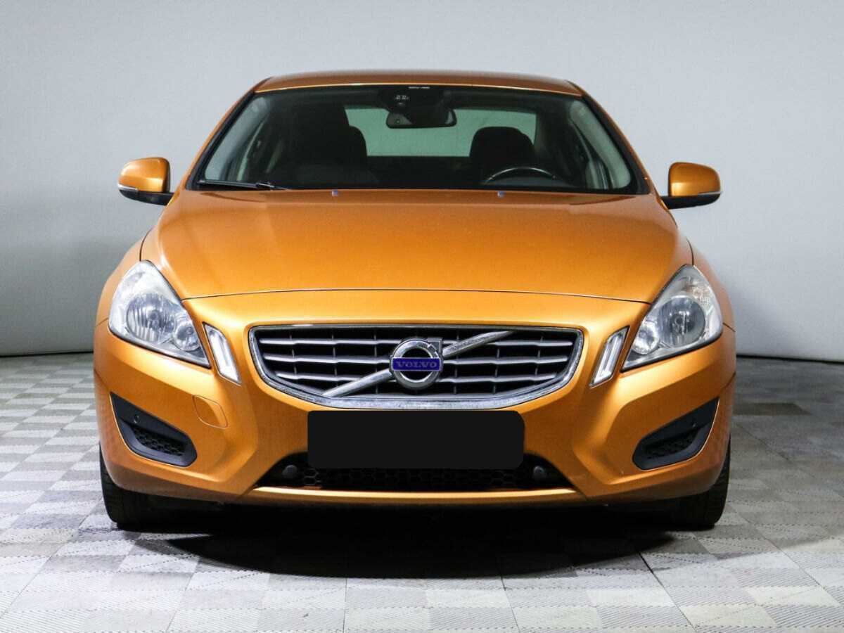 Volvo S60, 2012 - фото №2
