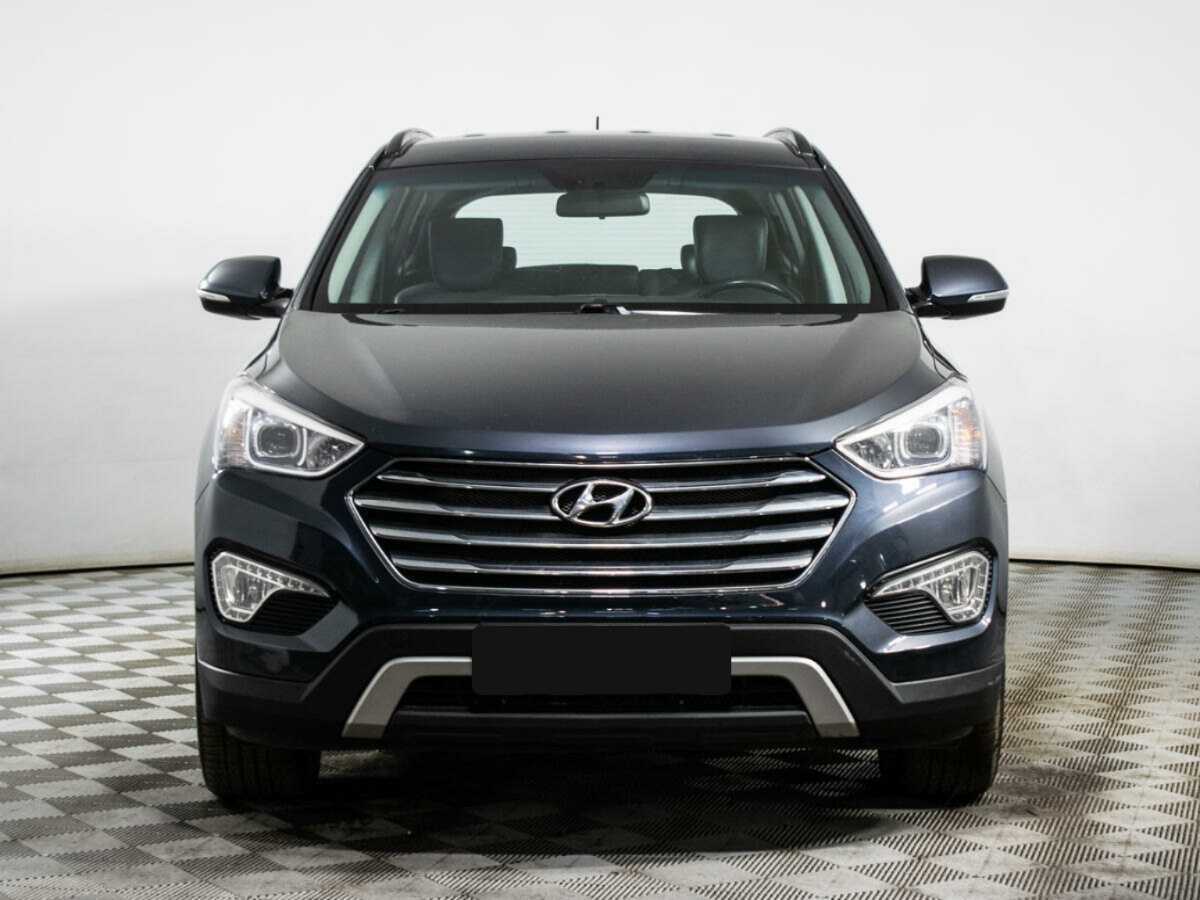 Hyundai Santa Fe Grand, 2015 - фото №2