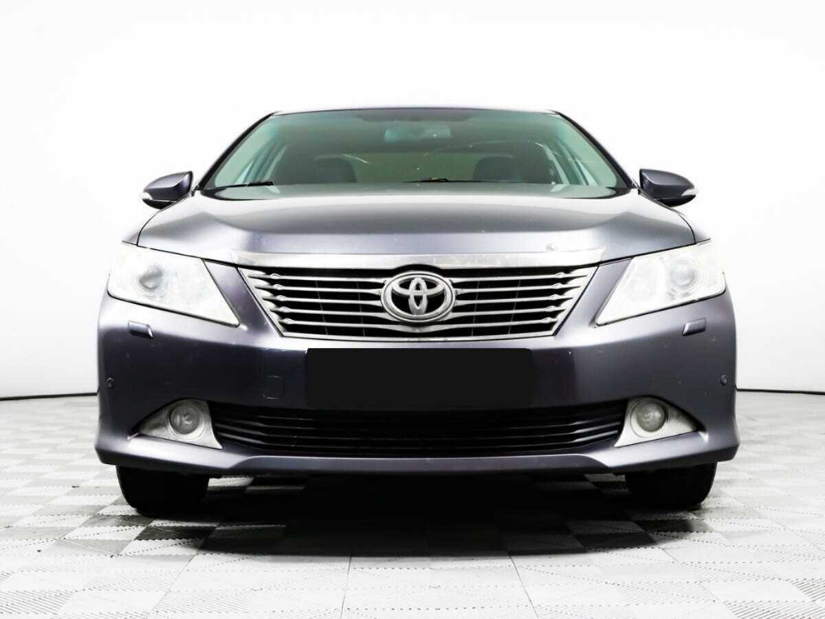 Toyota Camry, 2012 - фото №2