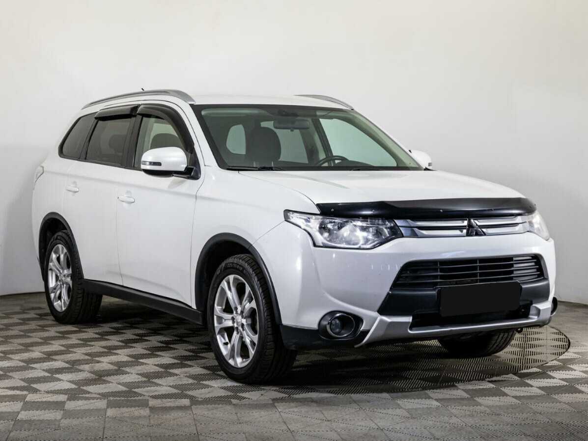 Mitsubishi Outlander, 2014 - фото №3