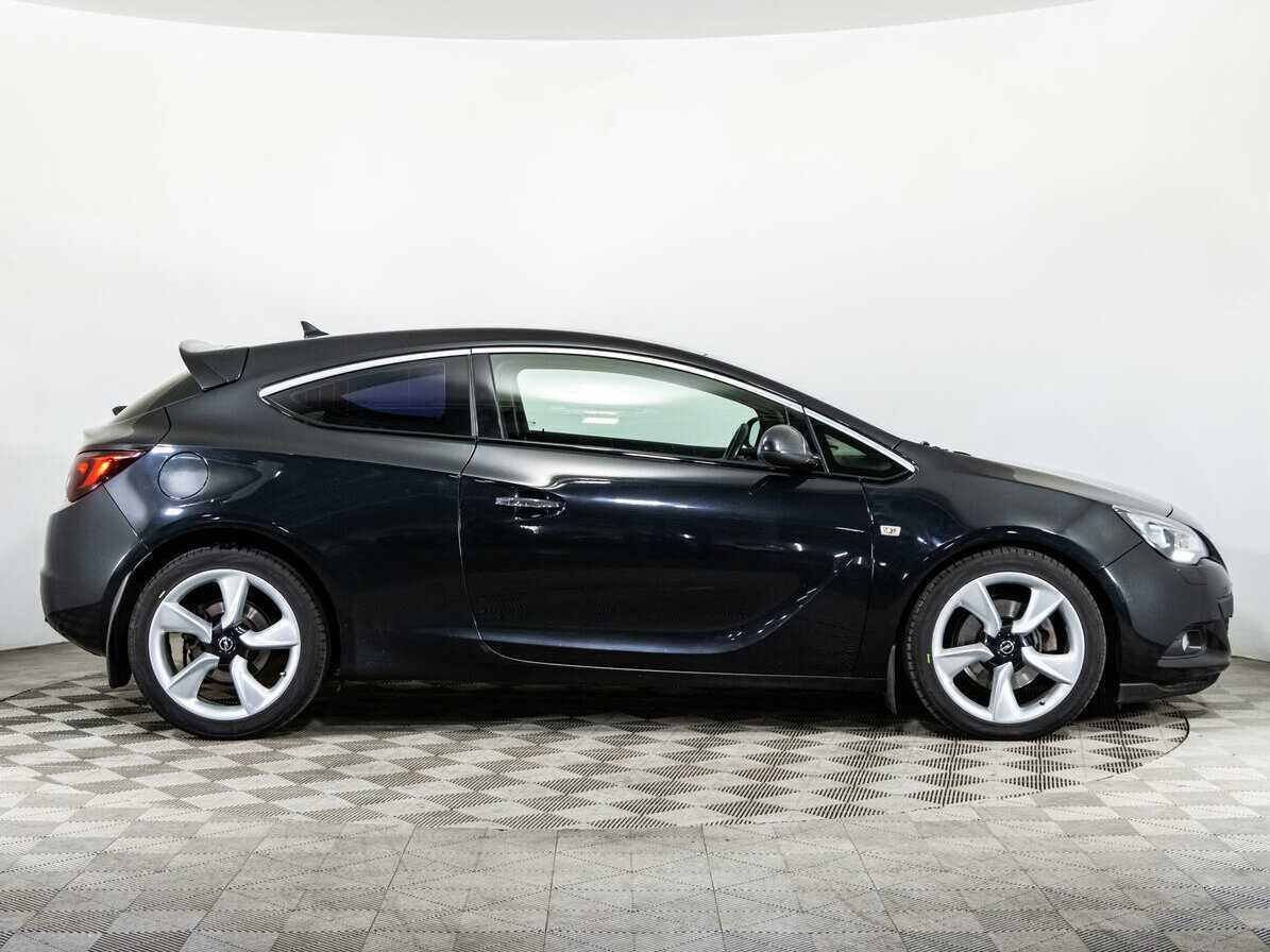 Opel Astra GTC, 2013 - фото №4
