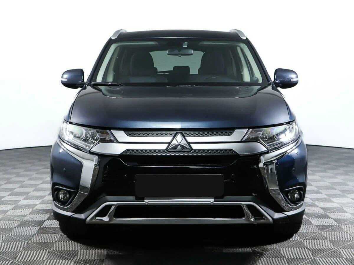 Mitsubishi Outlander, 2019 - фото №2