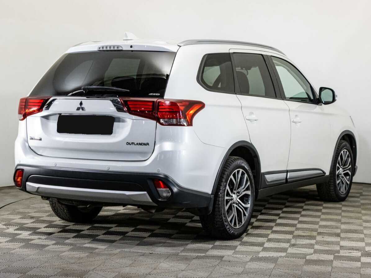 Mitsubishi Outlander, 2018 - фото №4