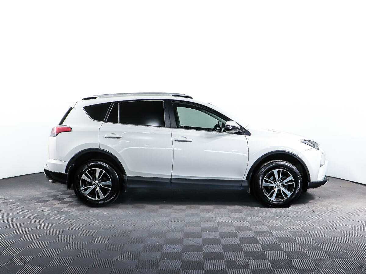 Toyota RAV4, 2017 - фото №4