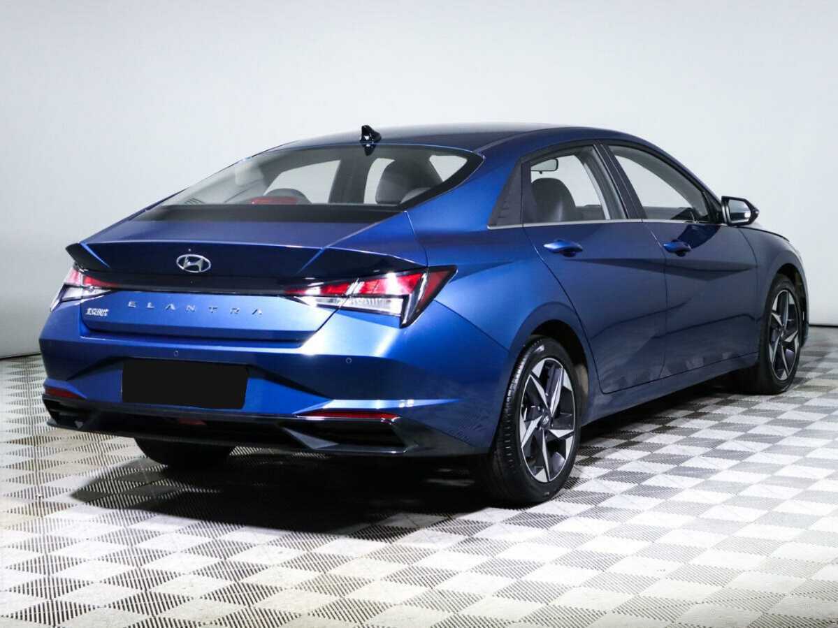 Hyundai Elantra, 2022 - фото №4