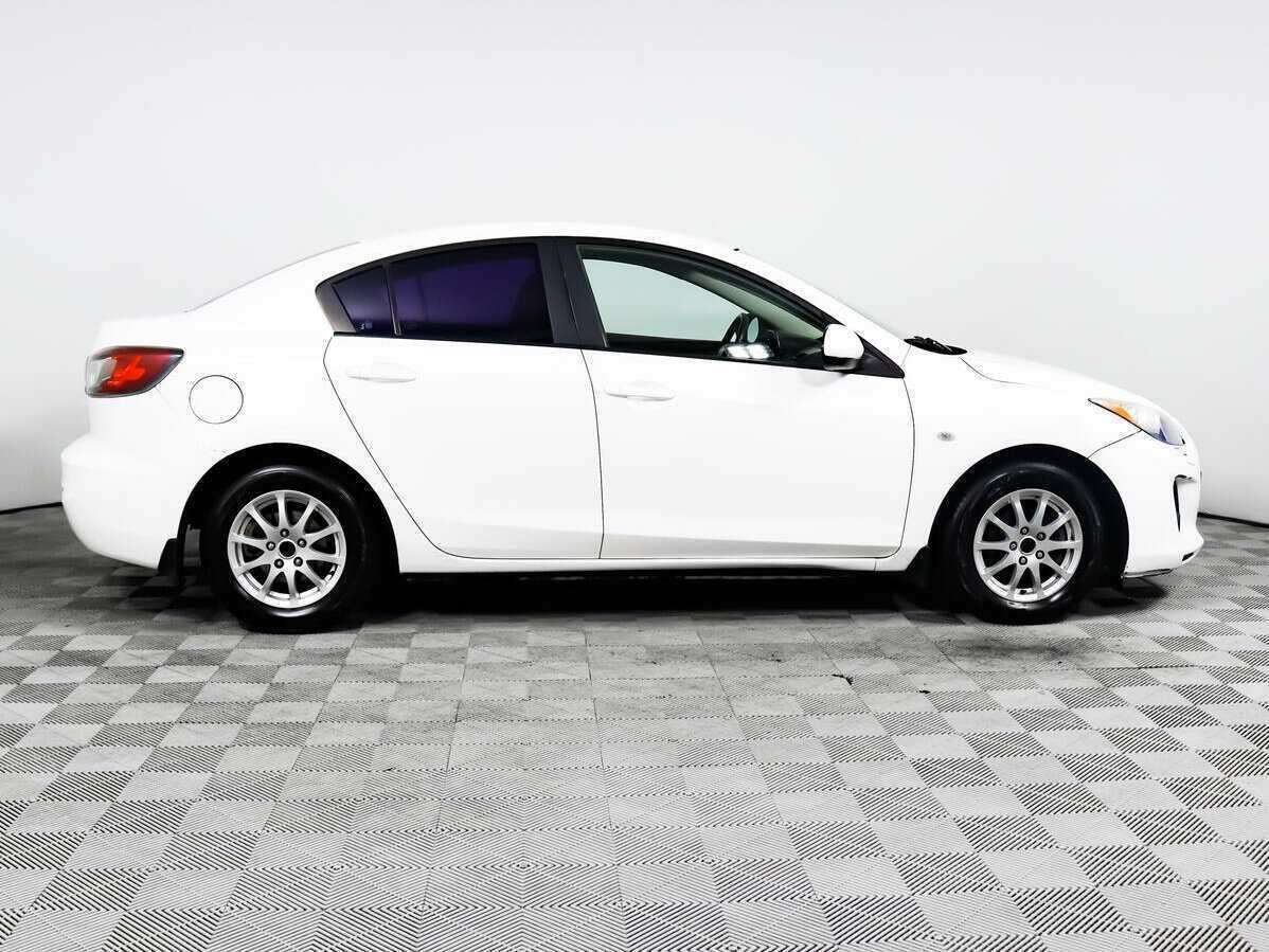 Mazda 3, 2012 - фото №4