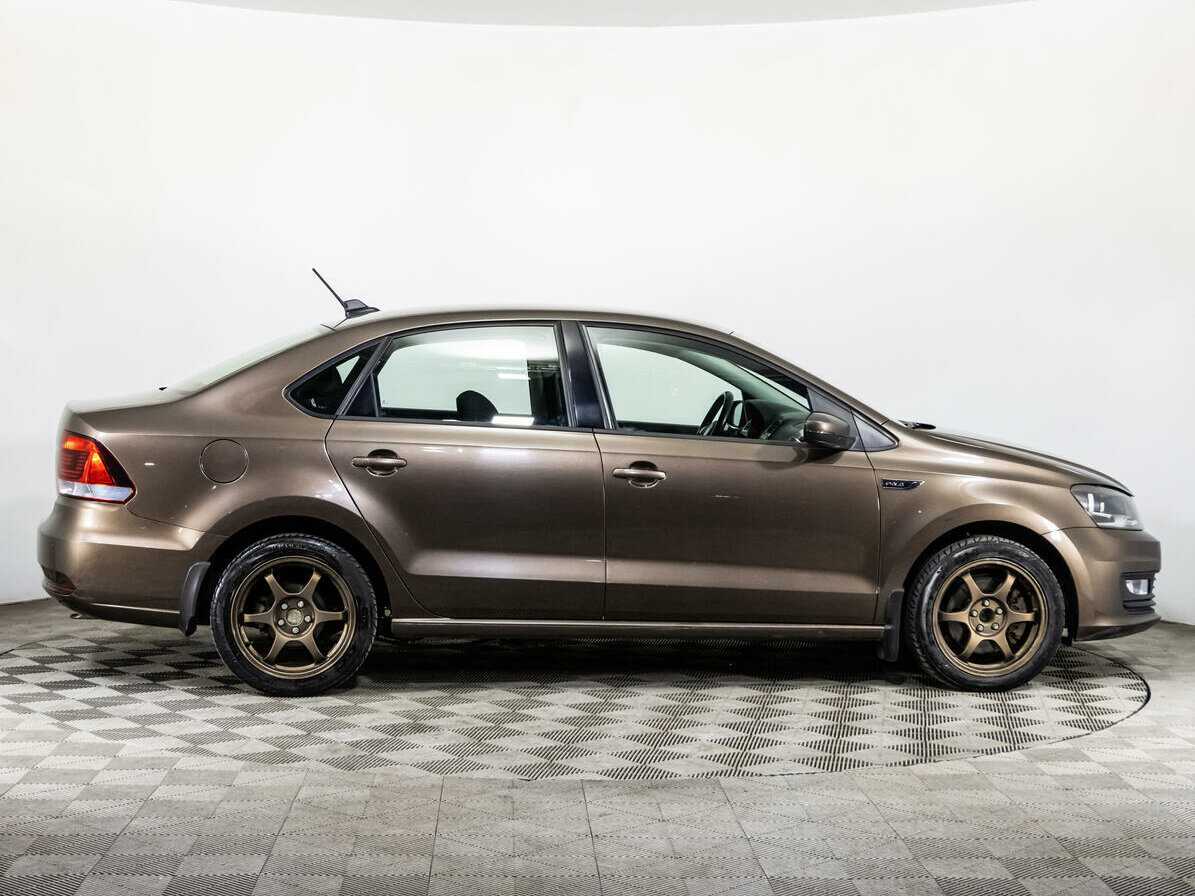 Volkswagen Polo, 2018 - фото №4