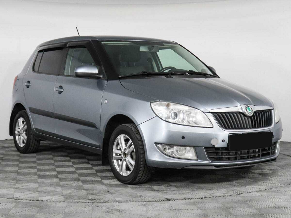 Skoda Fabia, 2012 - фото №3