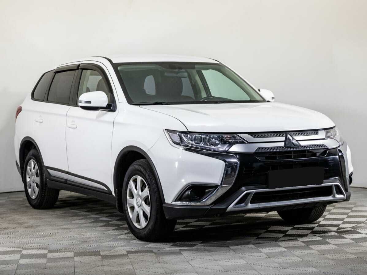 Mitsubishi Outlander, 2020 - фото №3
