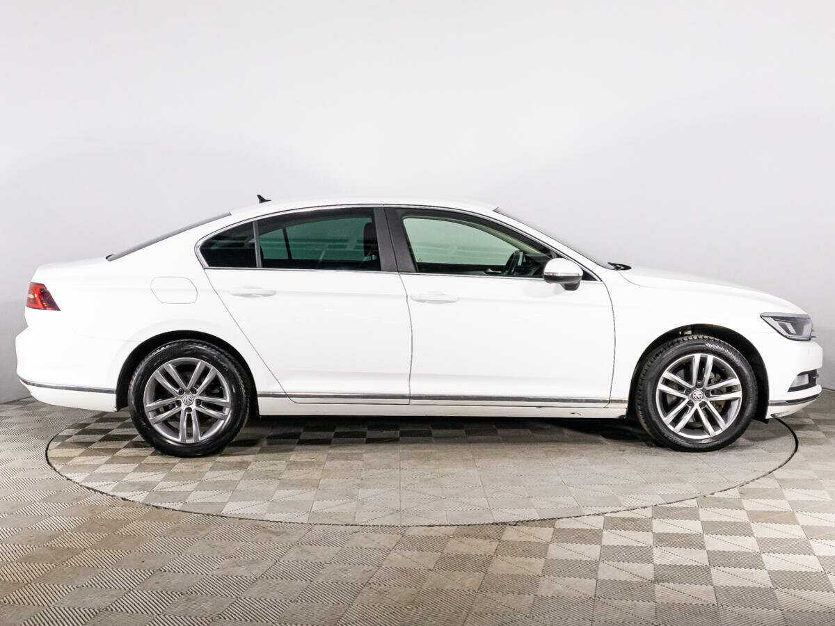 Volkswagen Passat DSG7, 2017 - фото №4