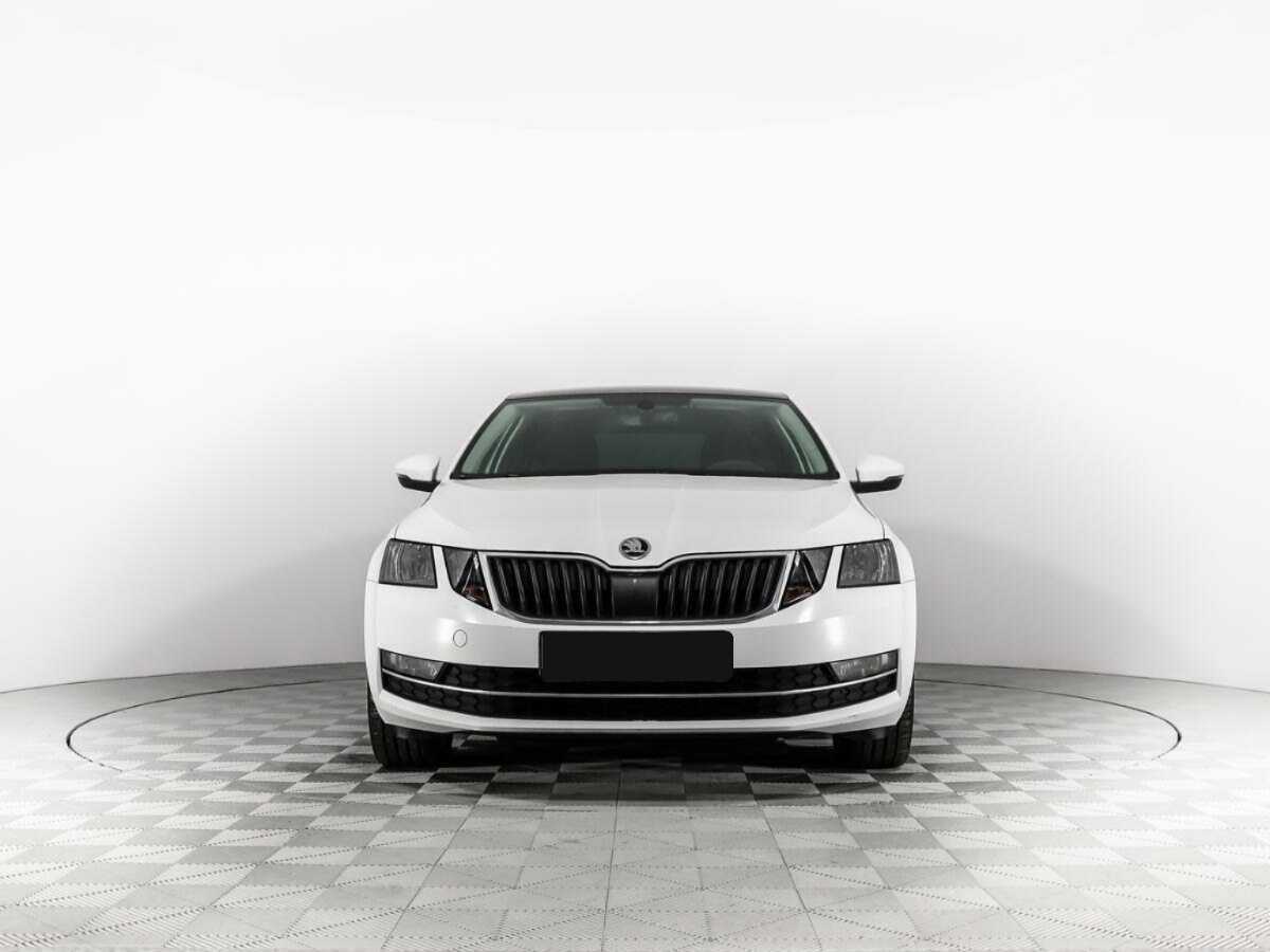 Skoda Octavia, 2018 - фото №2