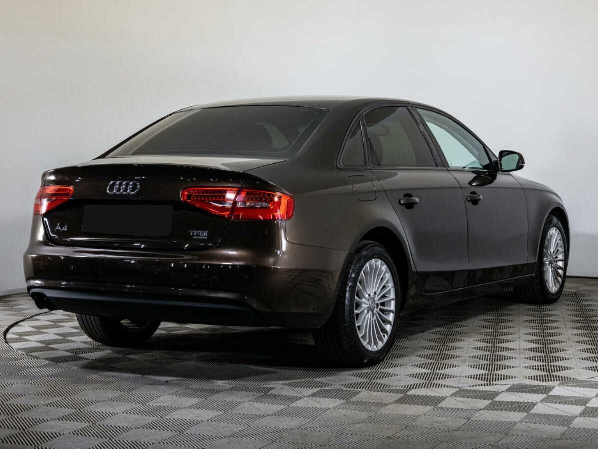 Audi A4, 2012 - фото №4