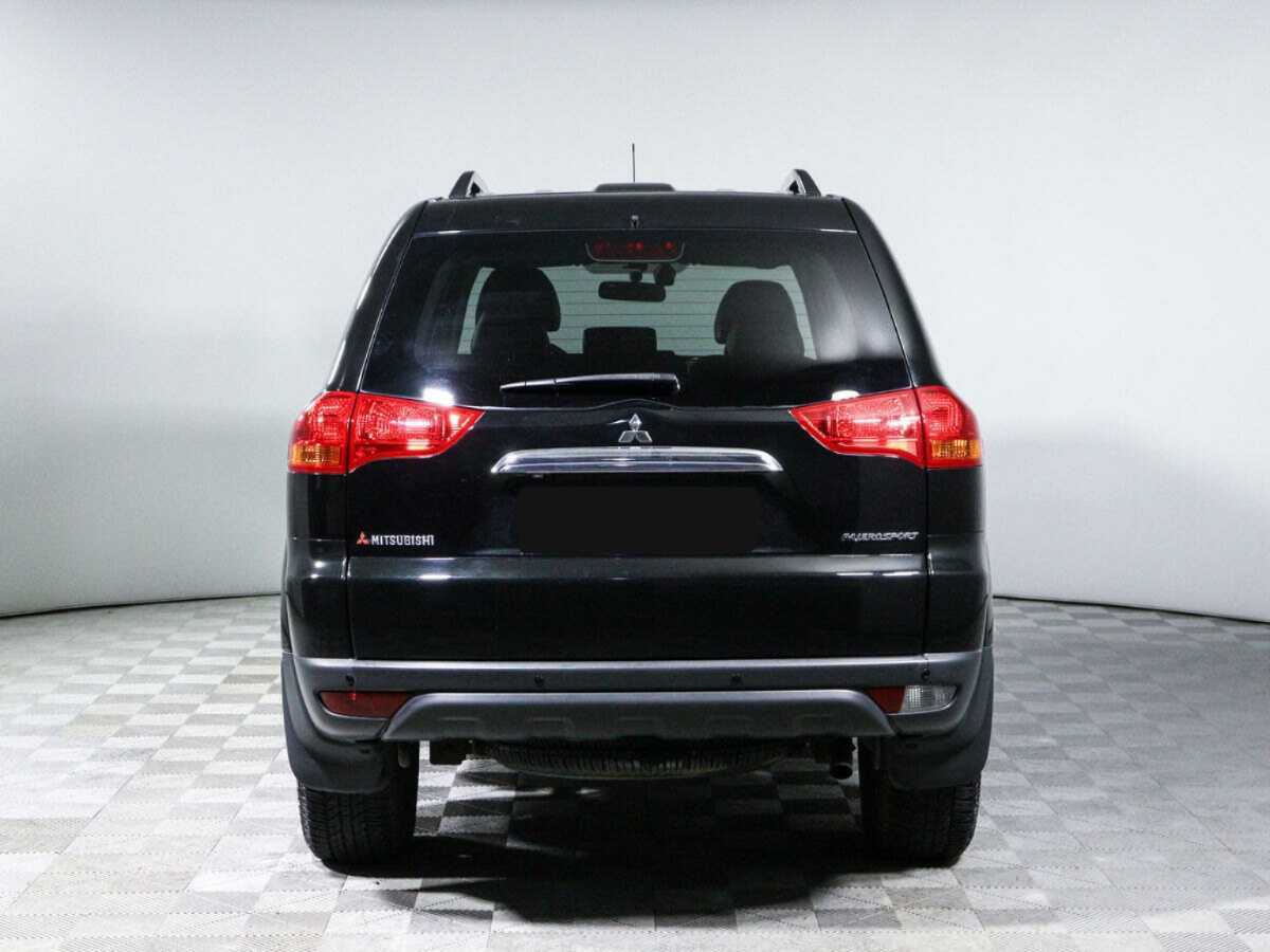 Mitsubishi Pajero Sport, 2012 - фото №4