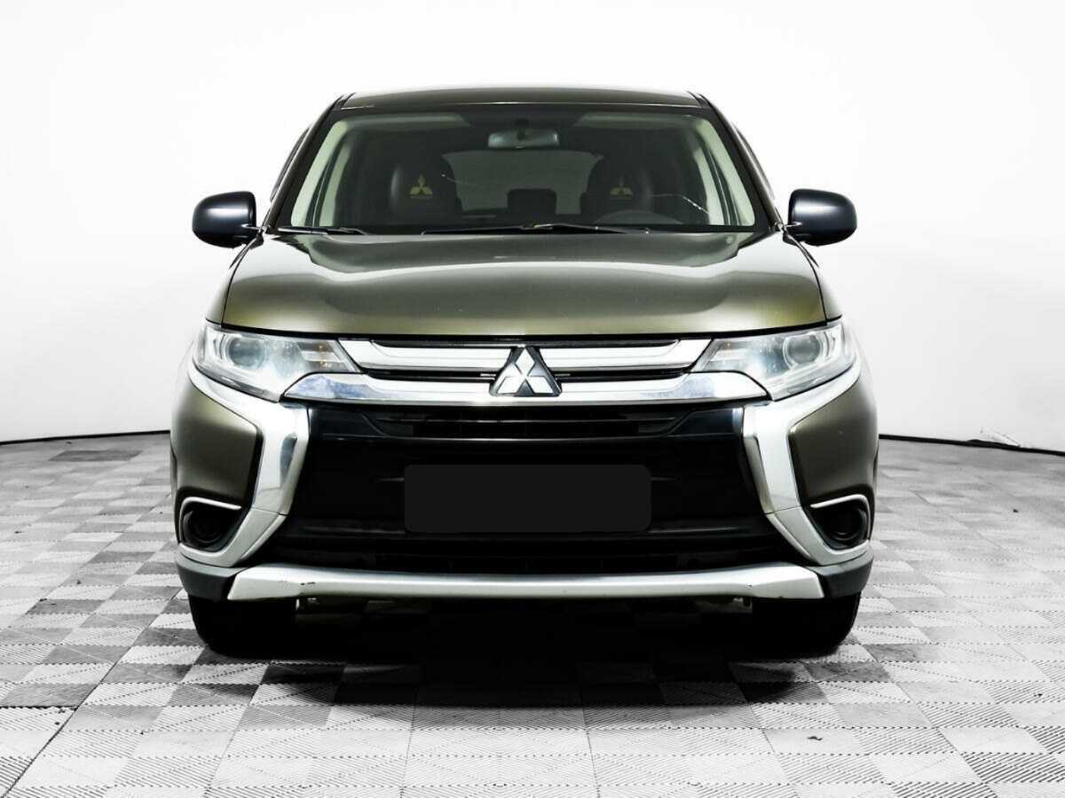 Mitsubishi Outlander, 2016 - фото №2