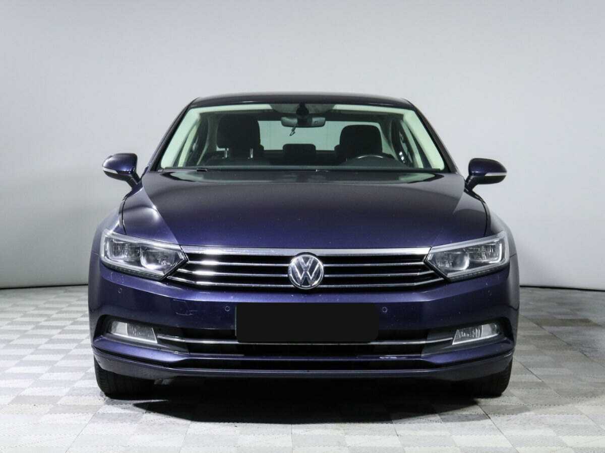 Volkswagen Passat, 2016 - фото №2