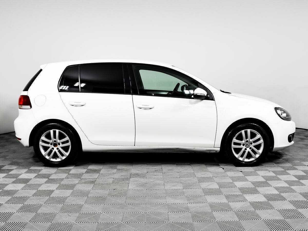 Volkswagen Golf, 2012 - фото №4