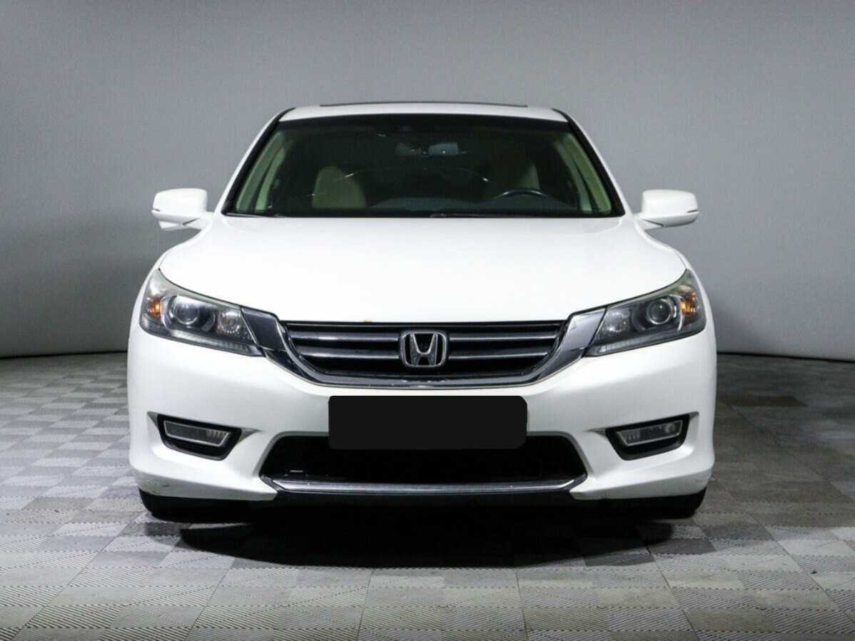 Honda Accord, 2012 - фото №2