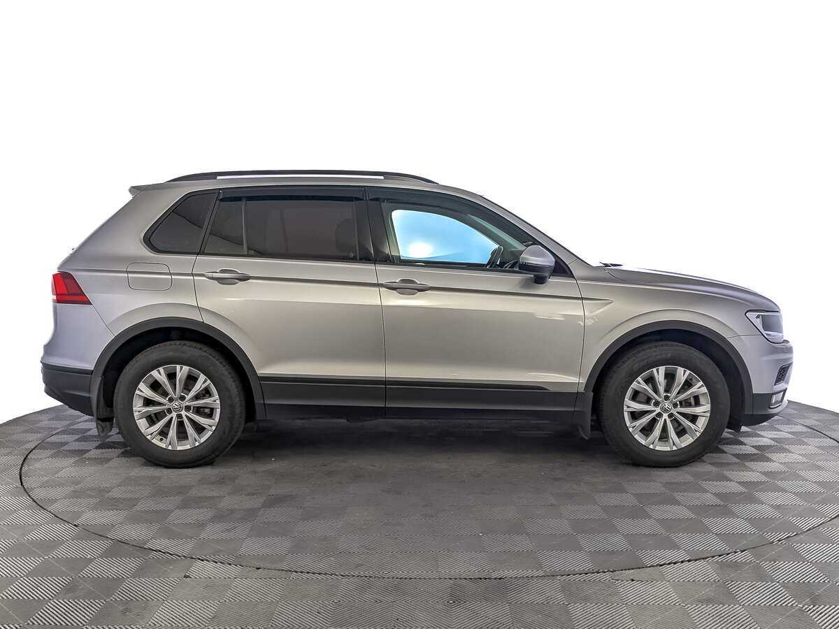 Volkswagen Tiguan, 2019 - фото №4