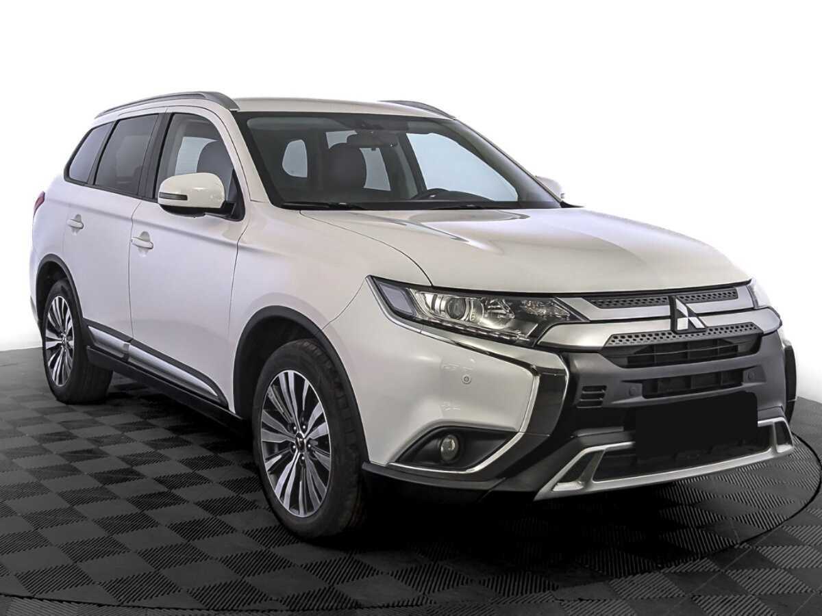 Mitsubishi Outlander, 2019 - фото №3