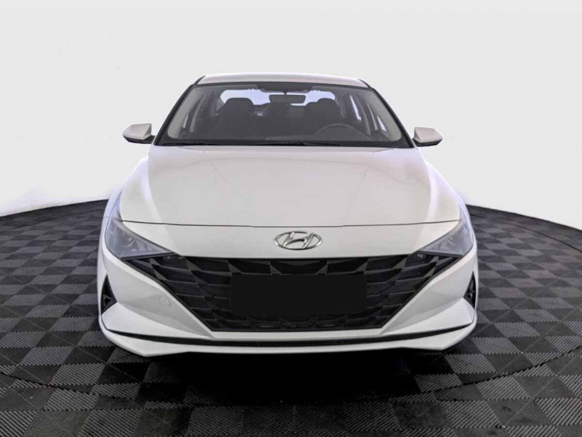 Hyundai Elantra, 2022 - фото №2