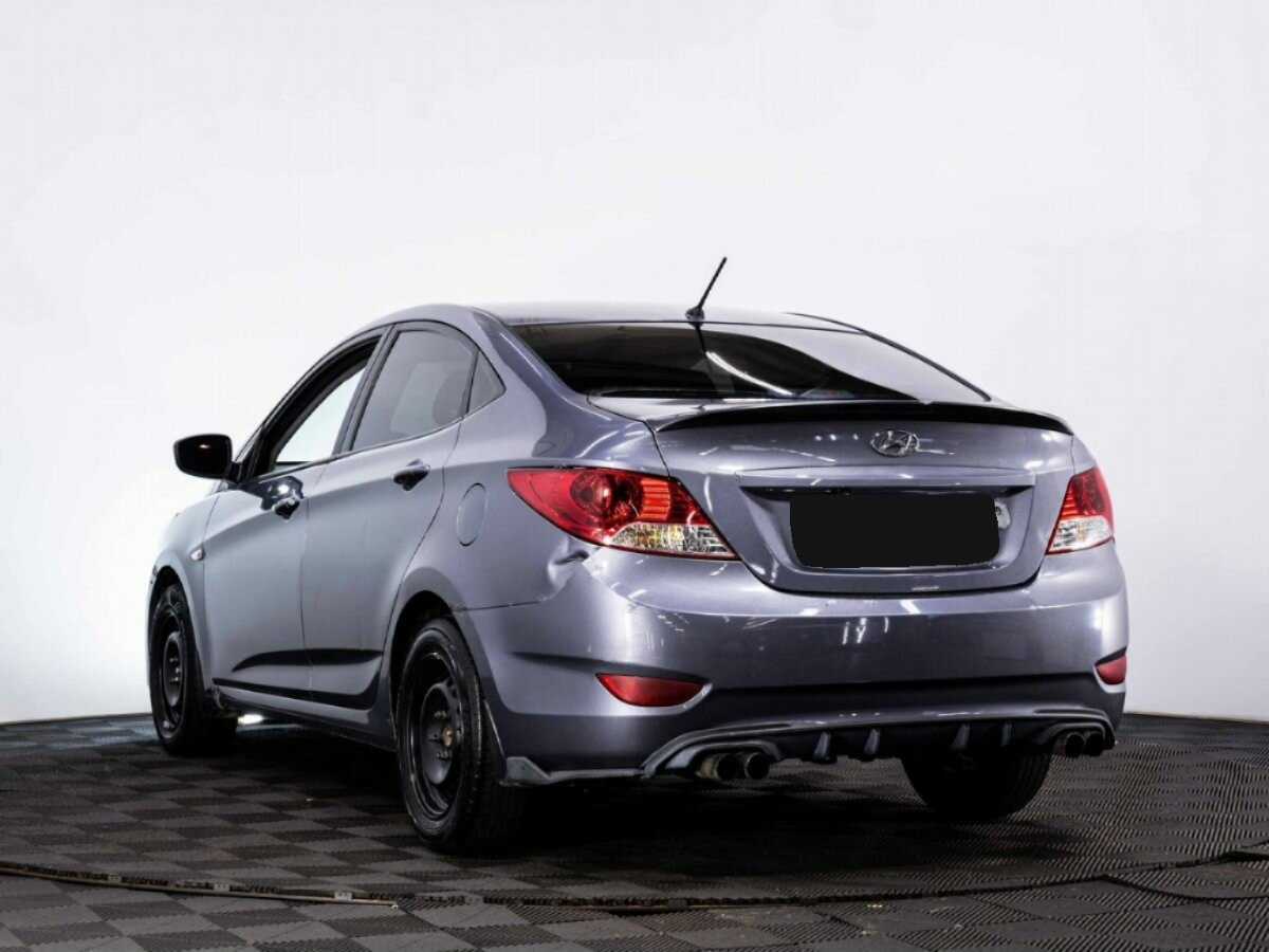 Hyundai Solaris, 2012 - фото №4