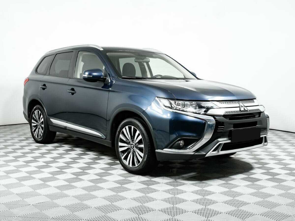 Mitsubishi Outlander, 2018 - фото №3