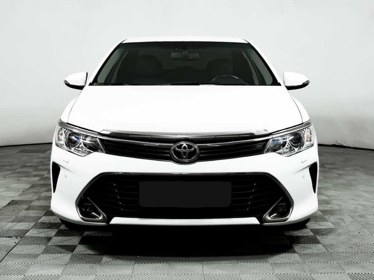 Toyota Camry, 2015 - фото №2