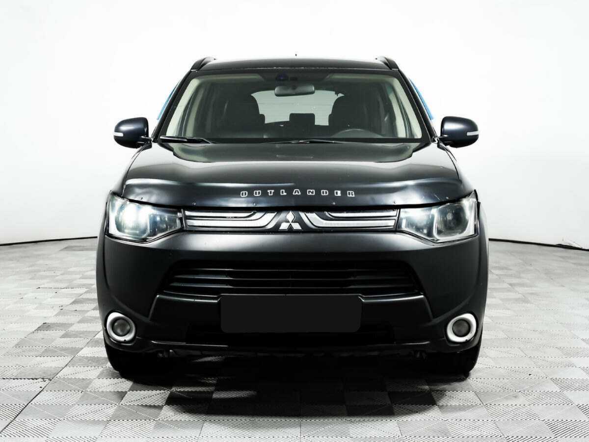 Mitsubishi Outlander, 2012 - фото №2