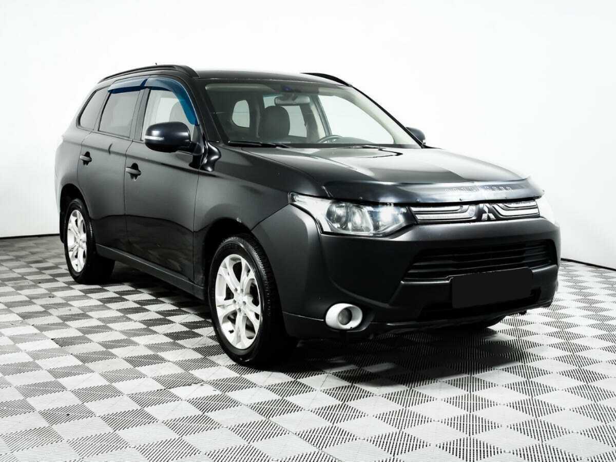 Mitsubishi Outlander, 2012 - фото №3