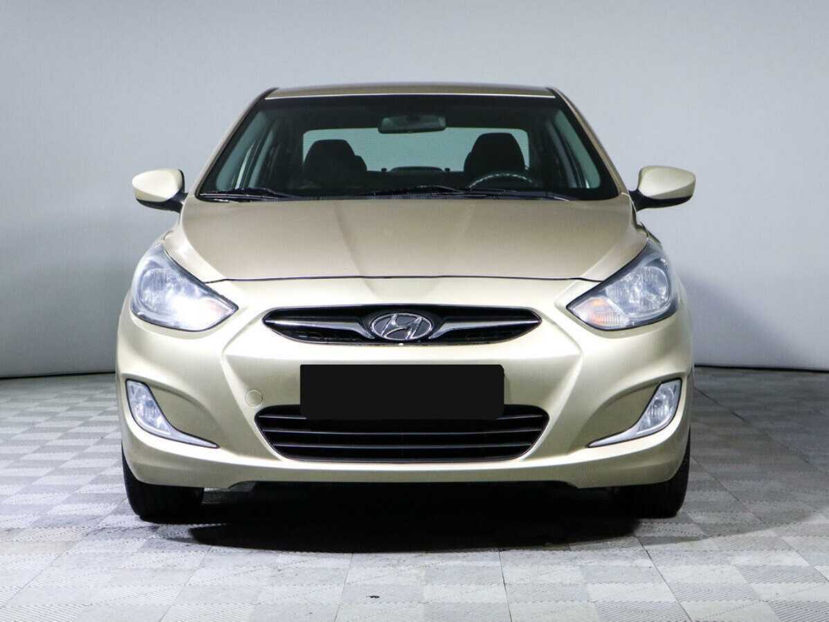 Hyundai Solaris, 2013 - фото №2