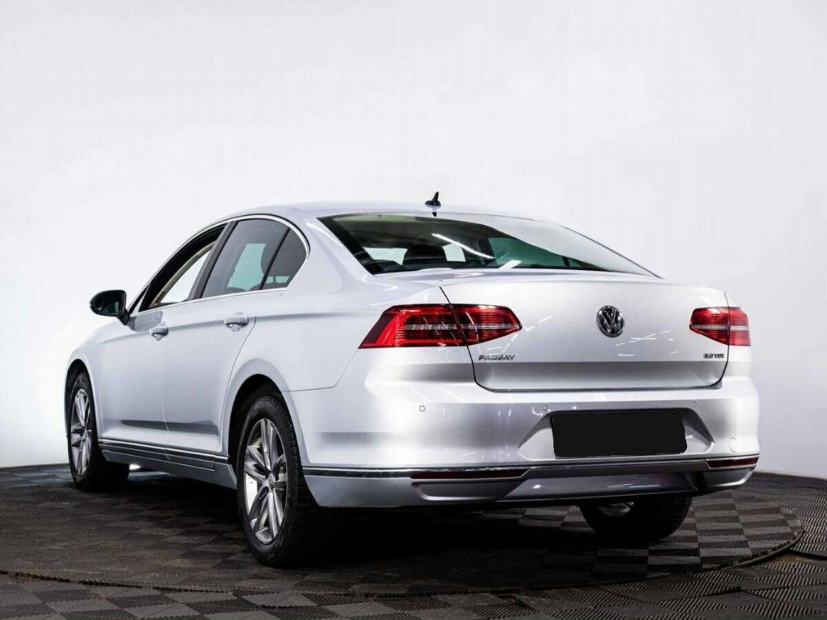 Volkswagen Passat DSG6, 2017 - фото №4