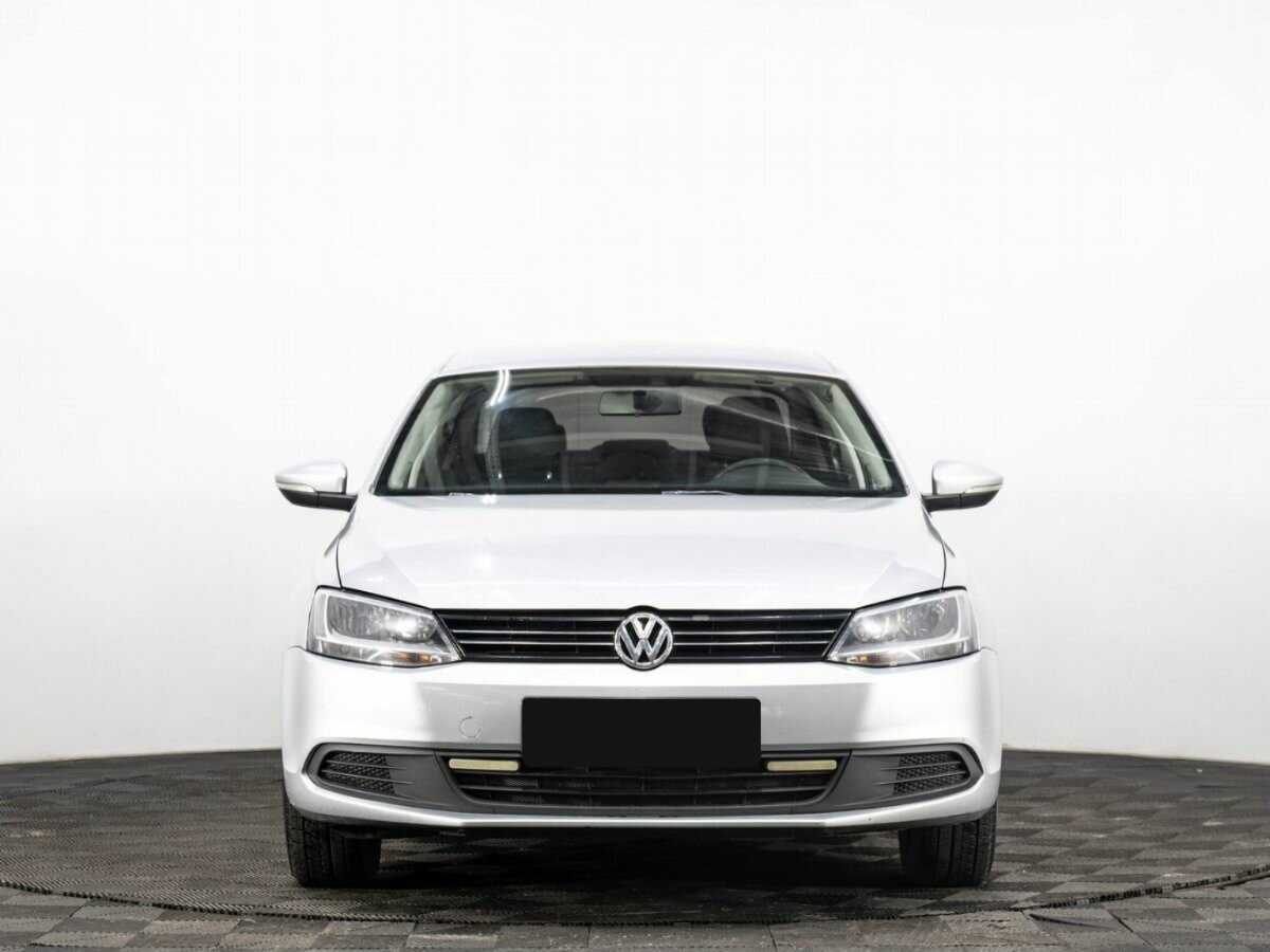 Volkswagen Jetta, 2013 - фото №2