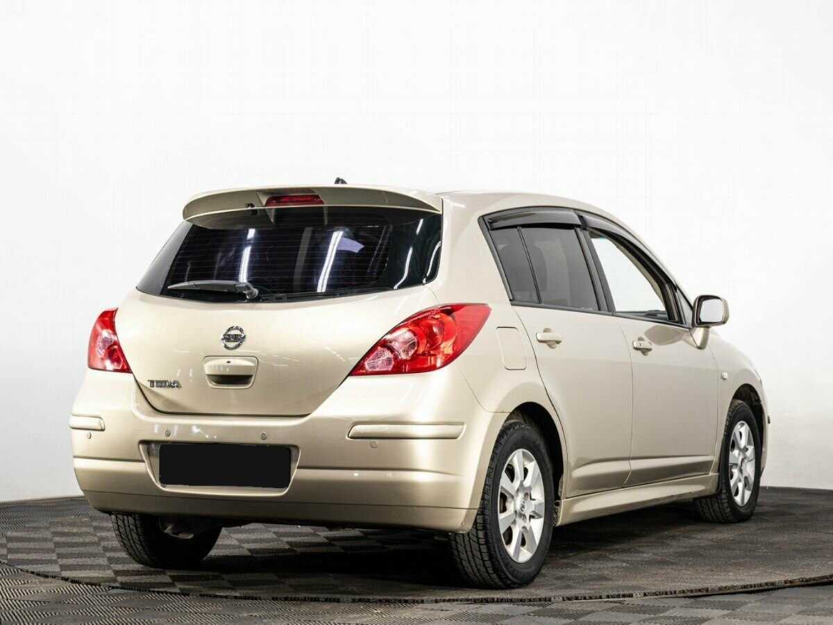 Nissan Tiida, 2012 - фото №4