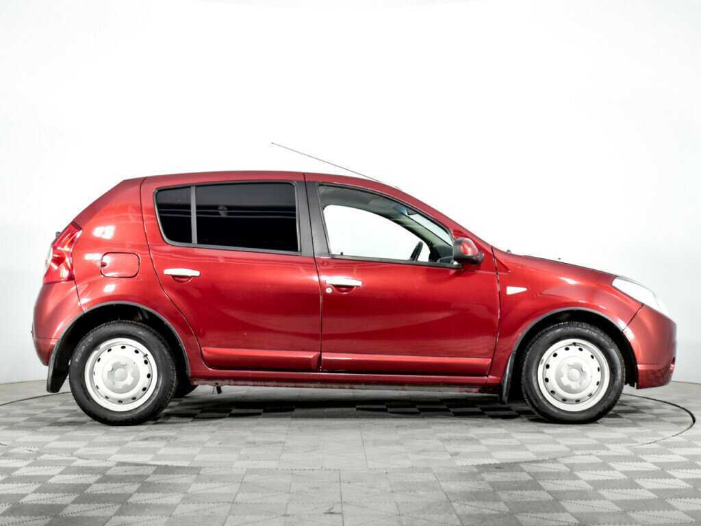 Renault Sandero, 2012 - фото №4
