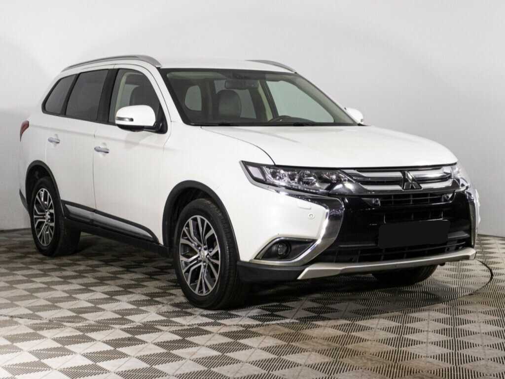 Mitsubishi Outlander, 2018 - фото №3
