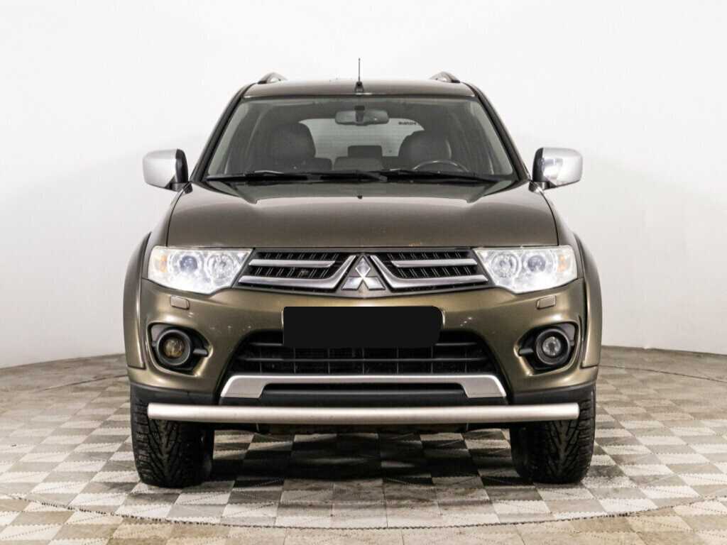 Mitsubishi Pajero Sport, 2014 - фото №2