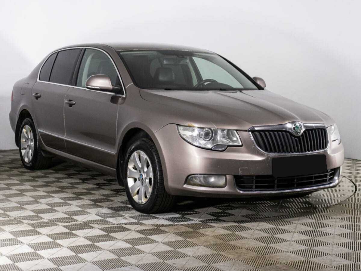 Skoda Superb, 2012 - фото №3
