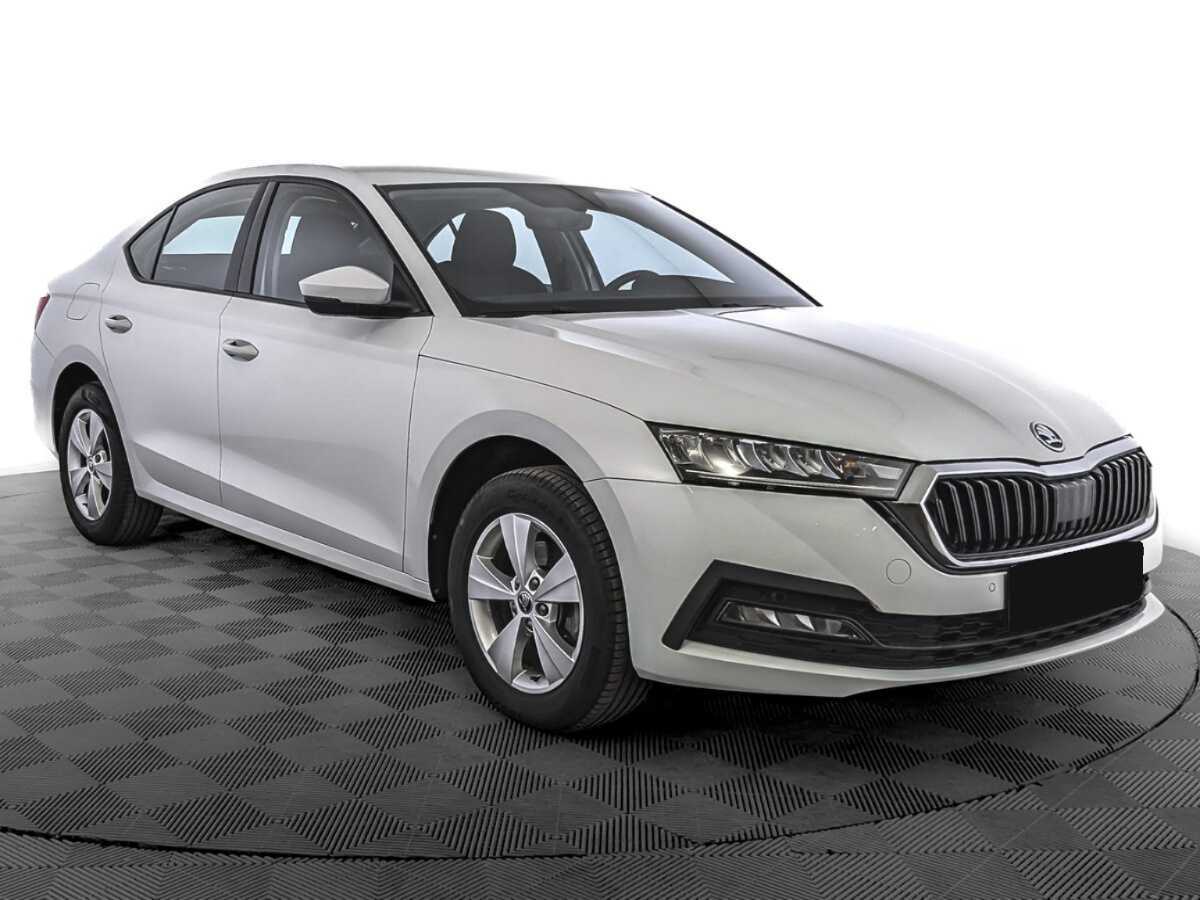 Skoda Octavia, 2021 - фото №3