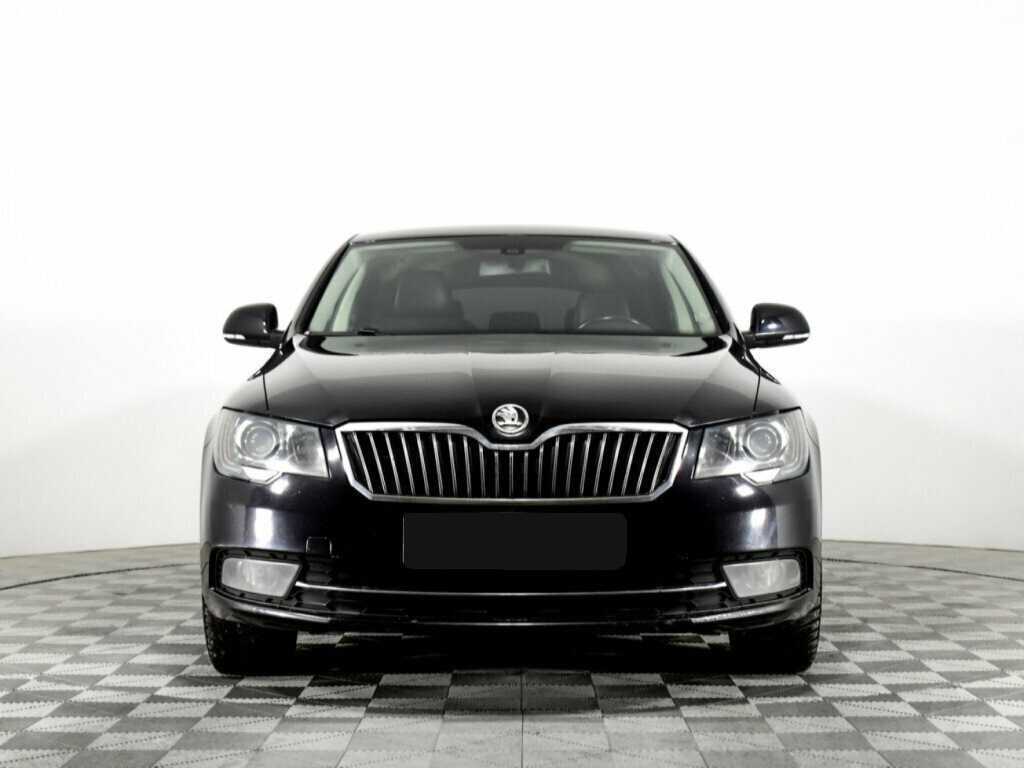 Skoda Superb DSG, 2013 - фото №2