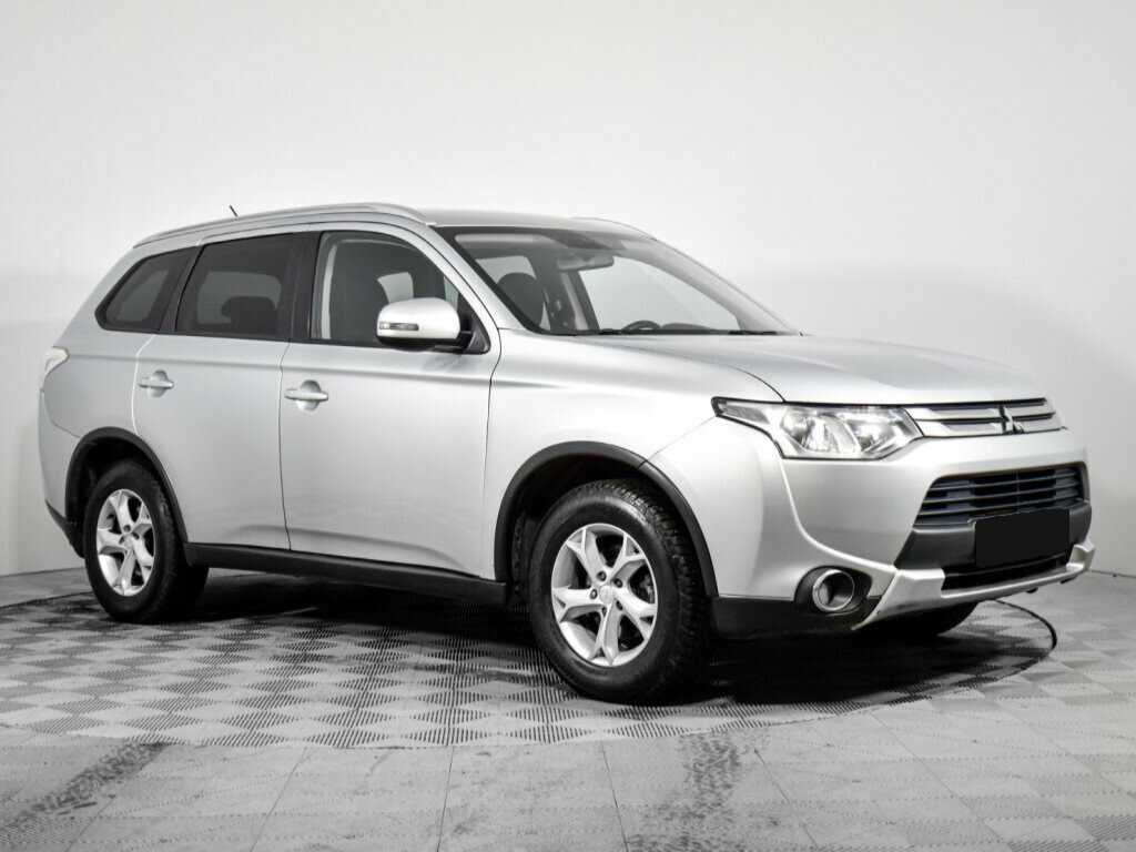 Mitsubishi Outlander, 2014 - фото №3
