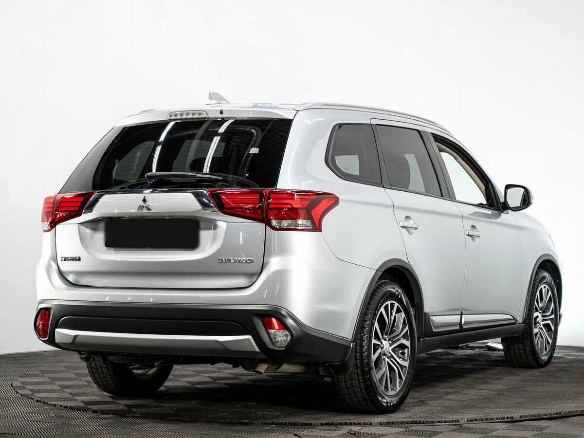 Mitsubishi Outlander, 2018 - фото №4