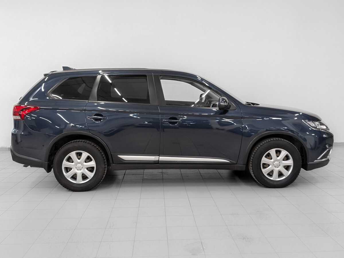 Mitsubishi Outlander, 2017 - фото №4