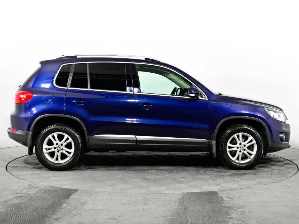 Volkswagen Tiguan, 2012 - фото №4
