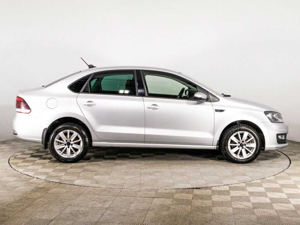 Volkswagen Polo, 2018 - фото №4