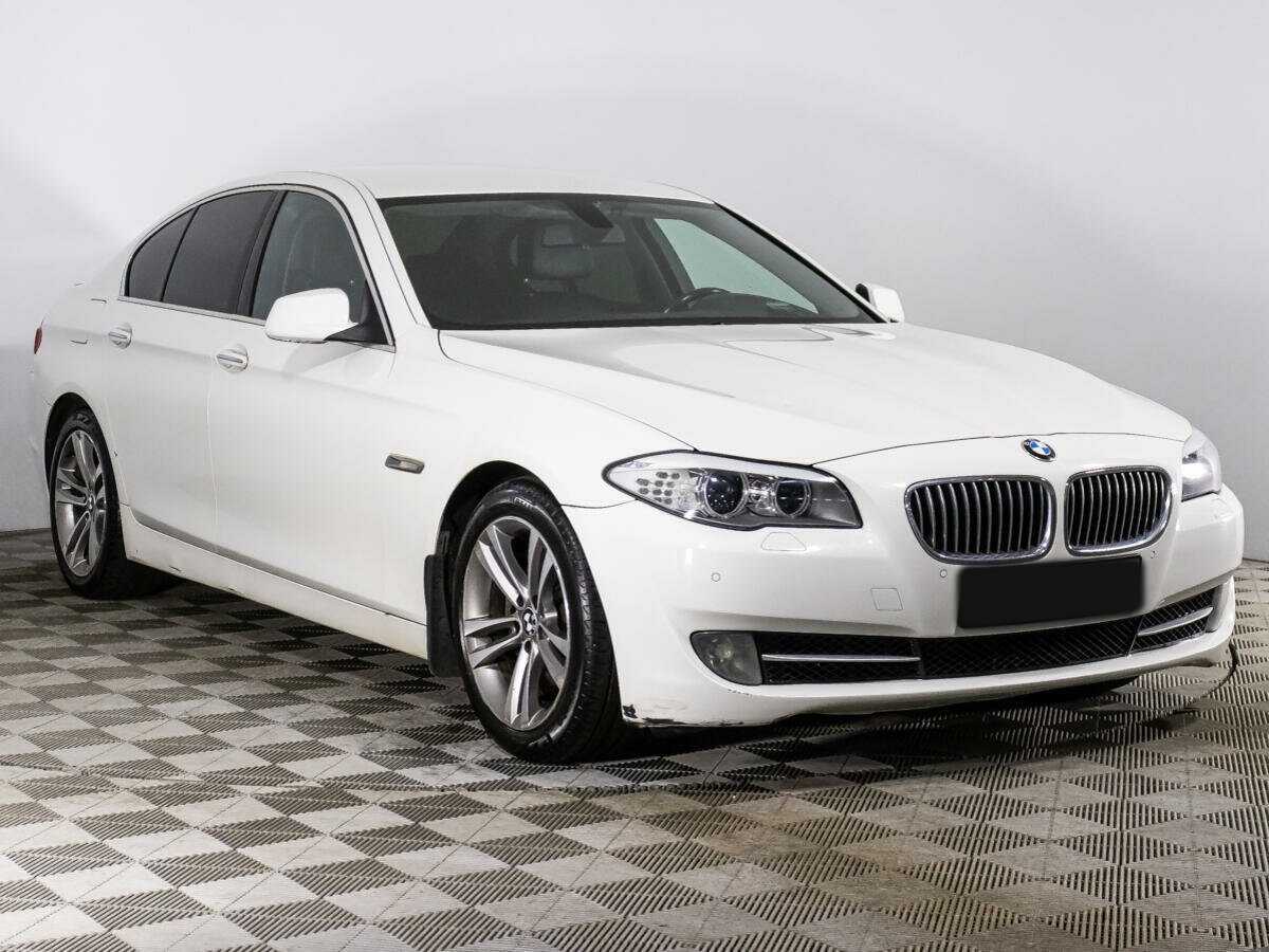 BMW 5 серии 520i, 2012 - фото №3