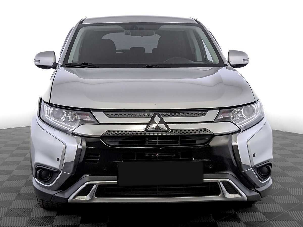 Mitsubishi Outlander, 2019 - фото №2