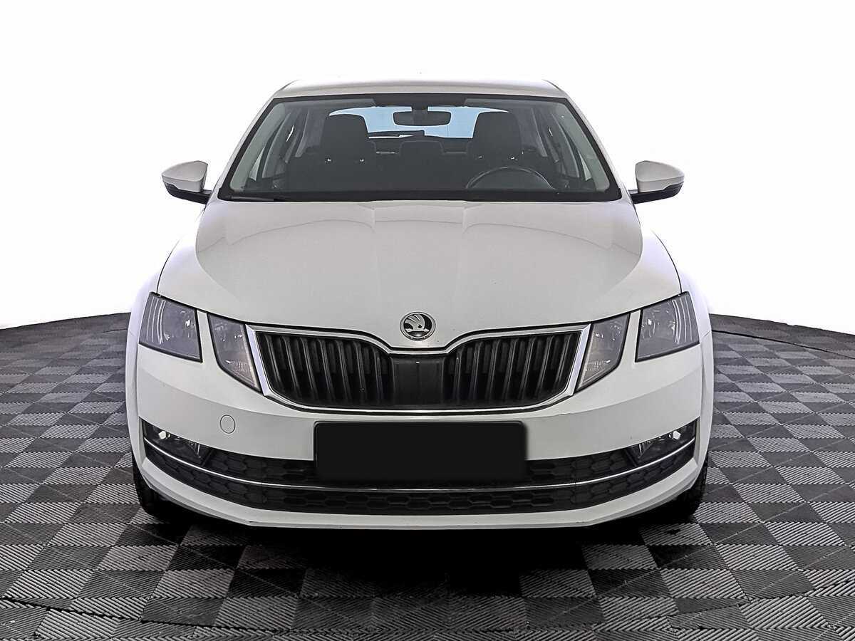 Skoda Octavia, 2019 - фото №2