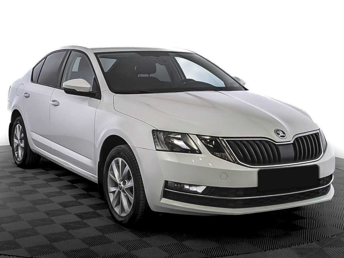 Skoda Octavia, 2018 - фото №3