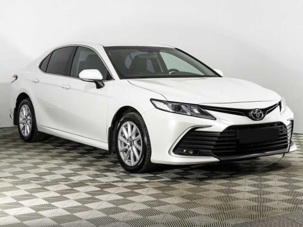 Toyota Camry, 2021 - фото №3