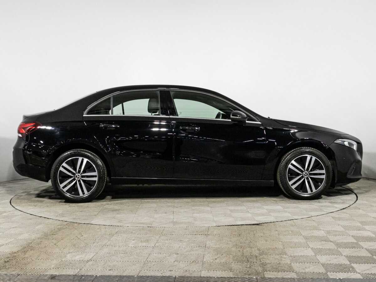 Mercedes-Benz A-Класс 200, 2019 - фото №4